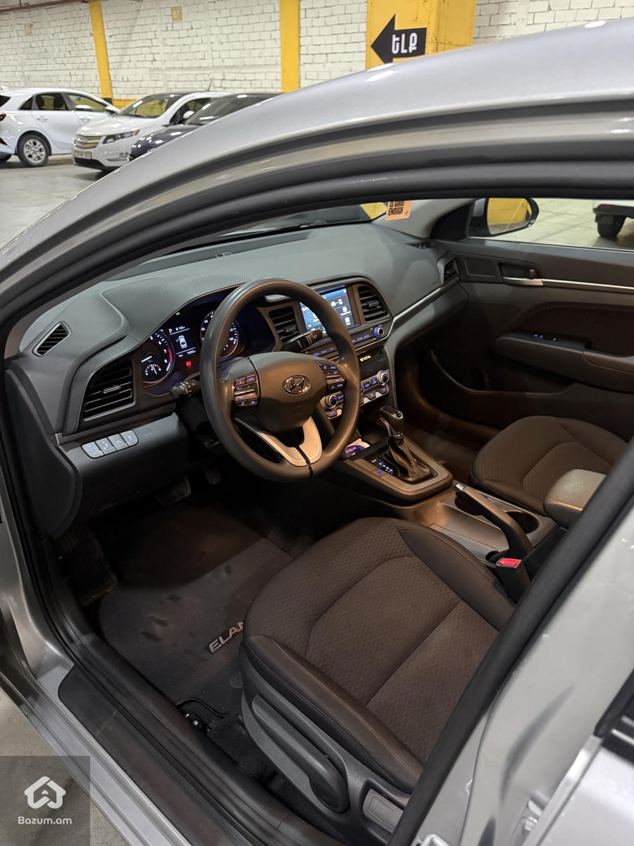 Hyundai Elantra 2020 - image 7