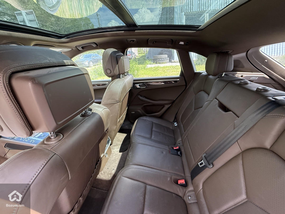 Porsche Macan 3.0 - image 13