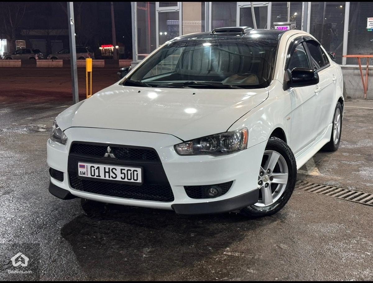 Mitsubishi Lancer