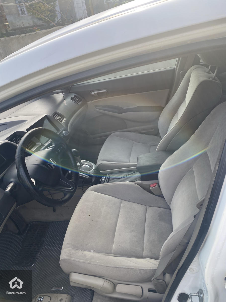 Honda Civic 2010 Restyling  - image 9
