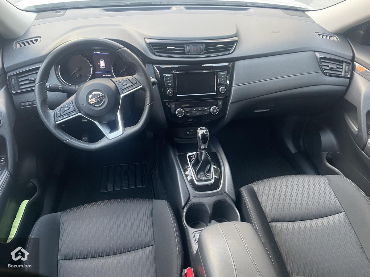 NISSAN ROGUE SV - image 6