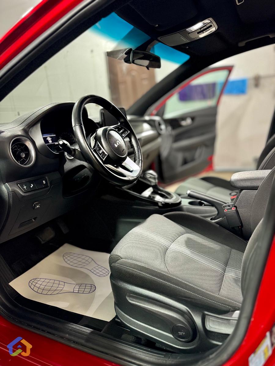 Kia Forte EX  - image 9