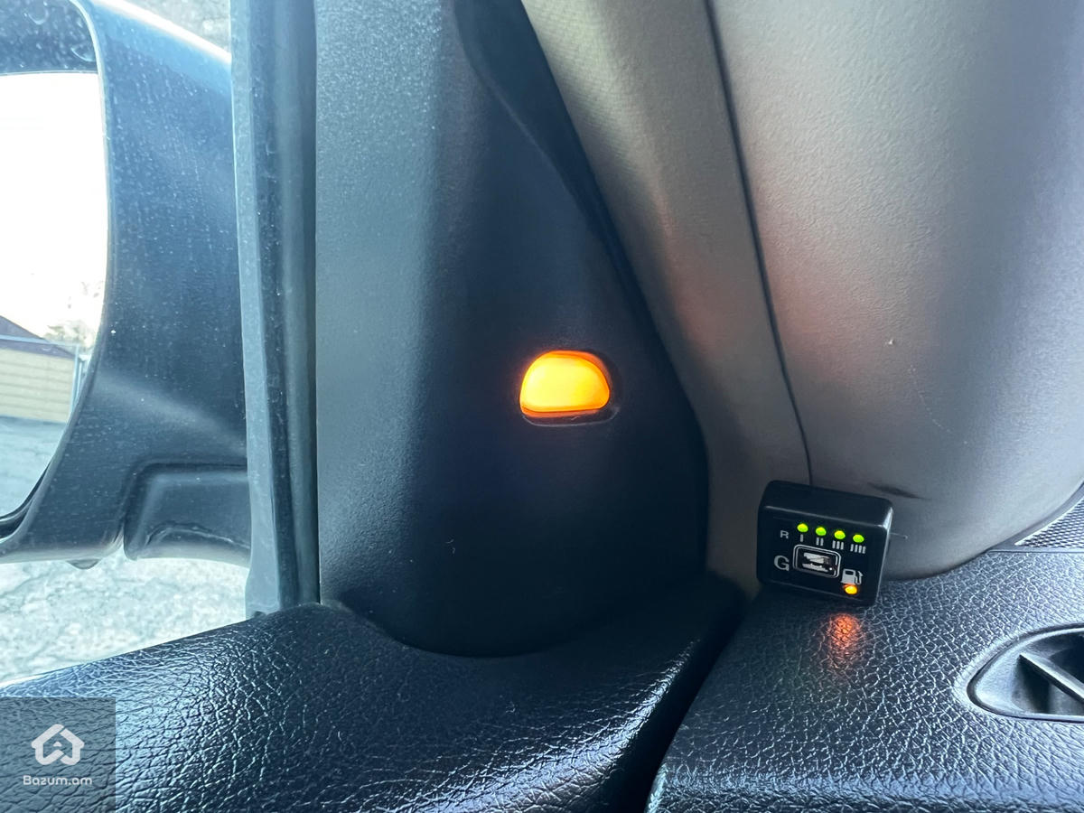 Nissan Altima  - image 11