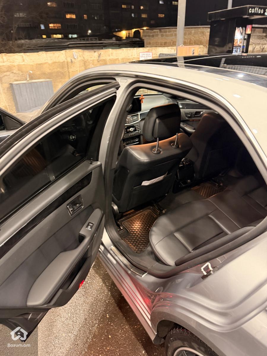 Mercedes-Benz E350 AMG-LINE 2010 - image 9