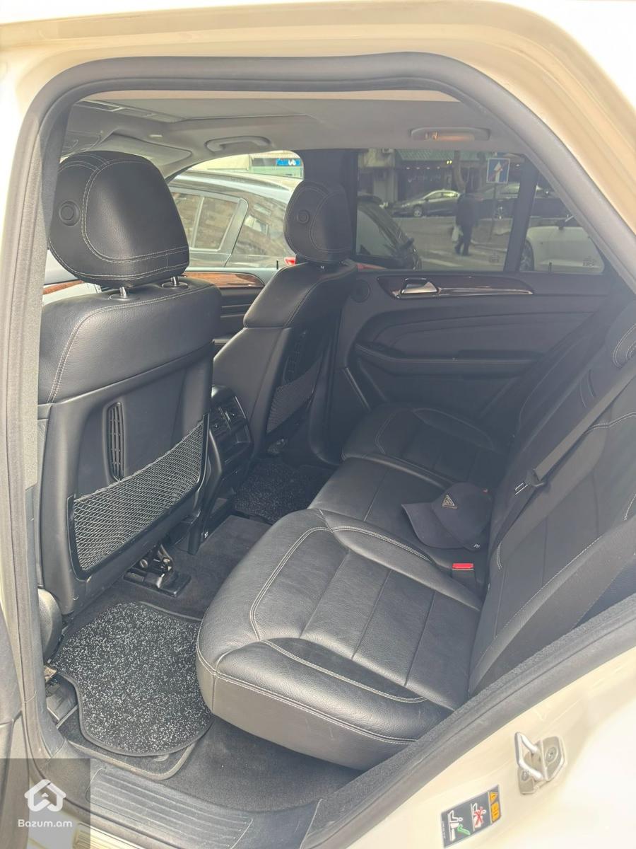 Mercedes M-Class - image 13