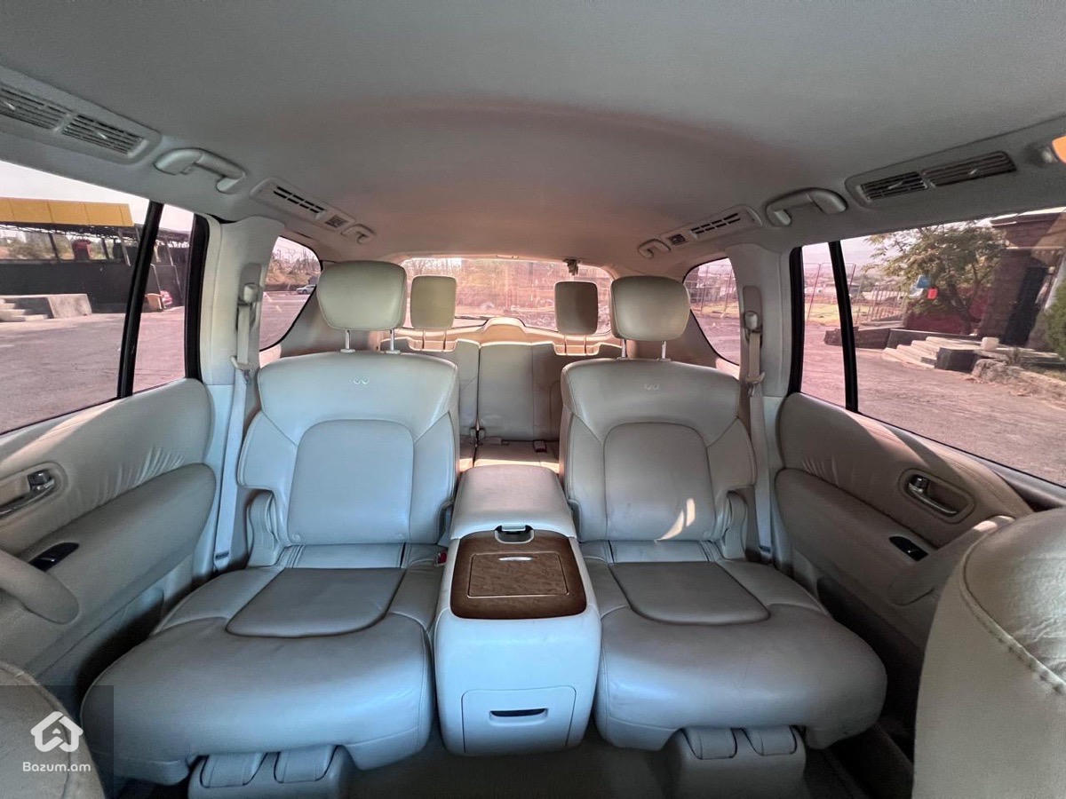 Infiniti QX80 - image 9