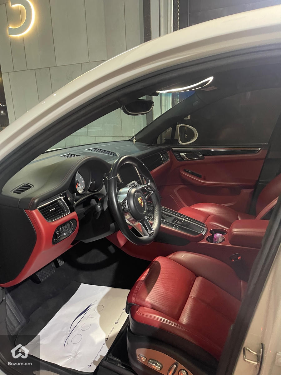 Porsche - image 7