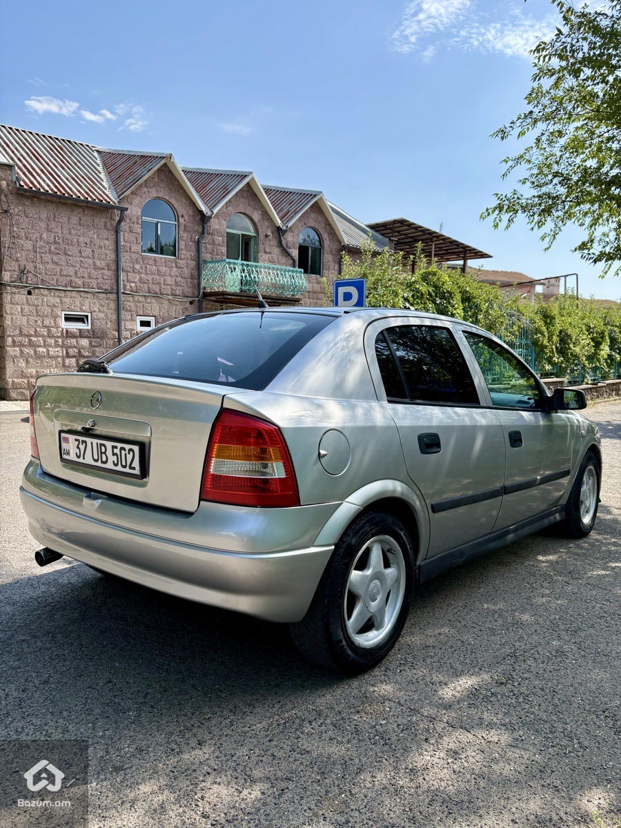 Opel Astra 2001 - image 4