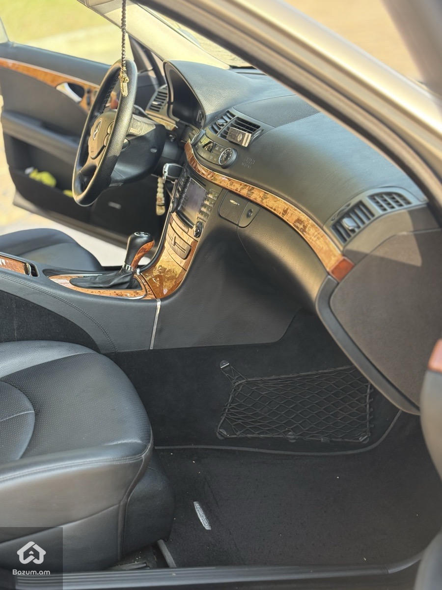 Mercedes e350 - image 7