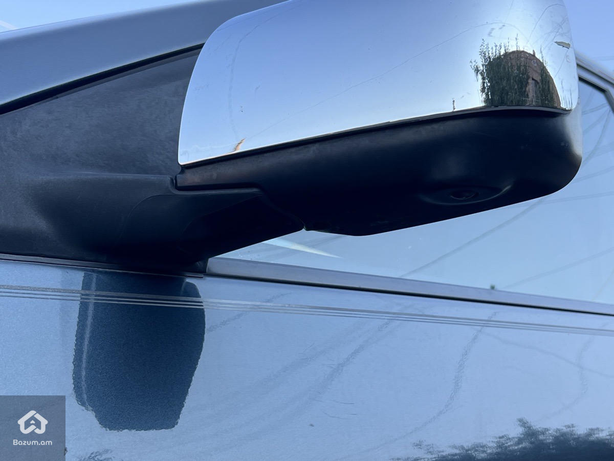 Nissan Rogue  - image 9