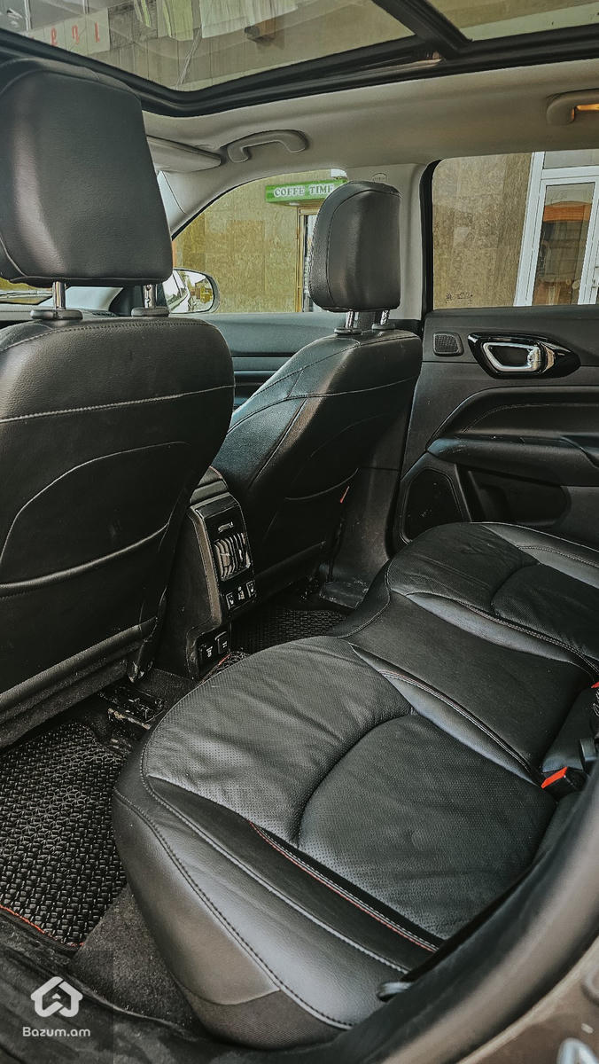 Jeep Compass Trailhawk  - image 11