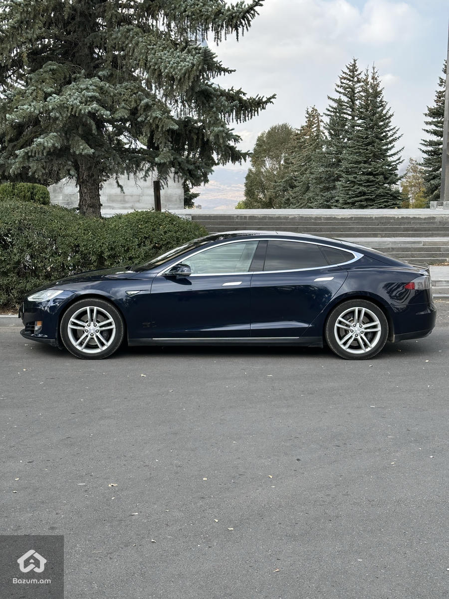 Tesla Model S85 Fastcharge - image 4
