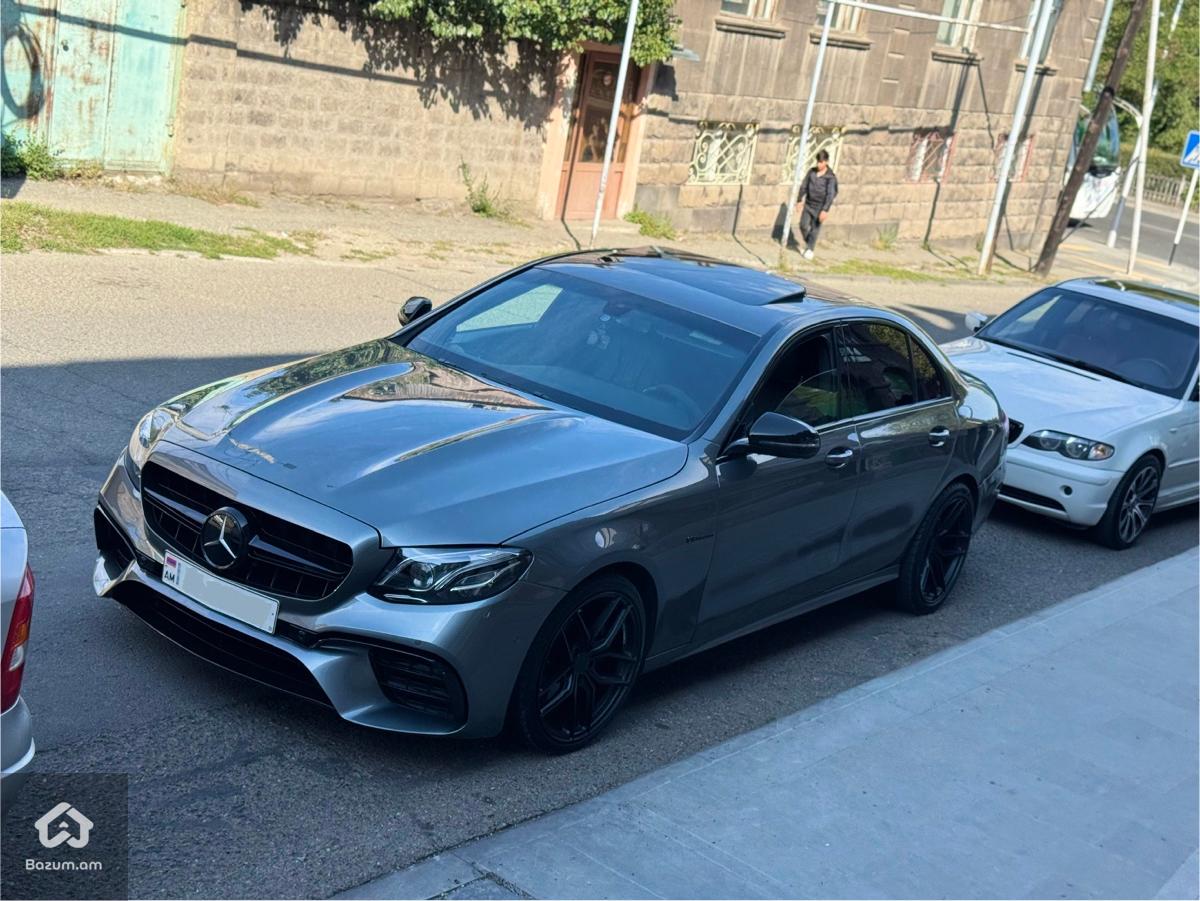 Mercedes w213 - image 1