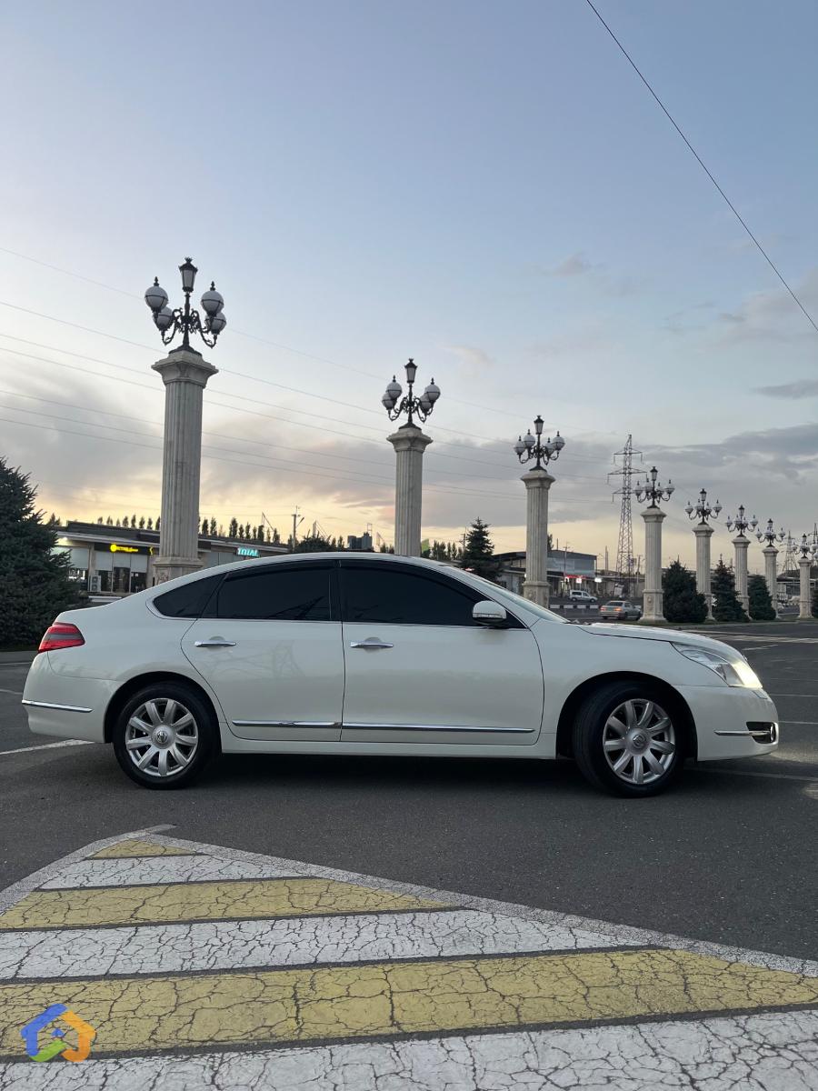 Nissan Teana - image 3