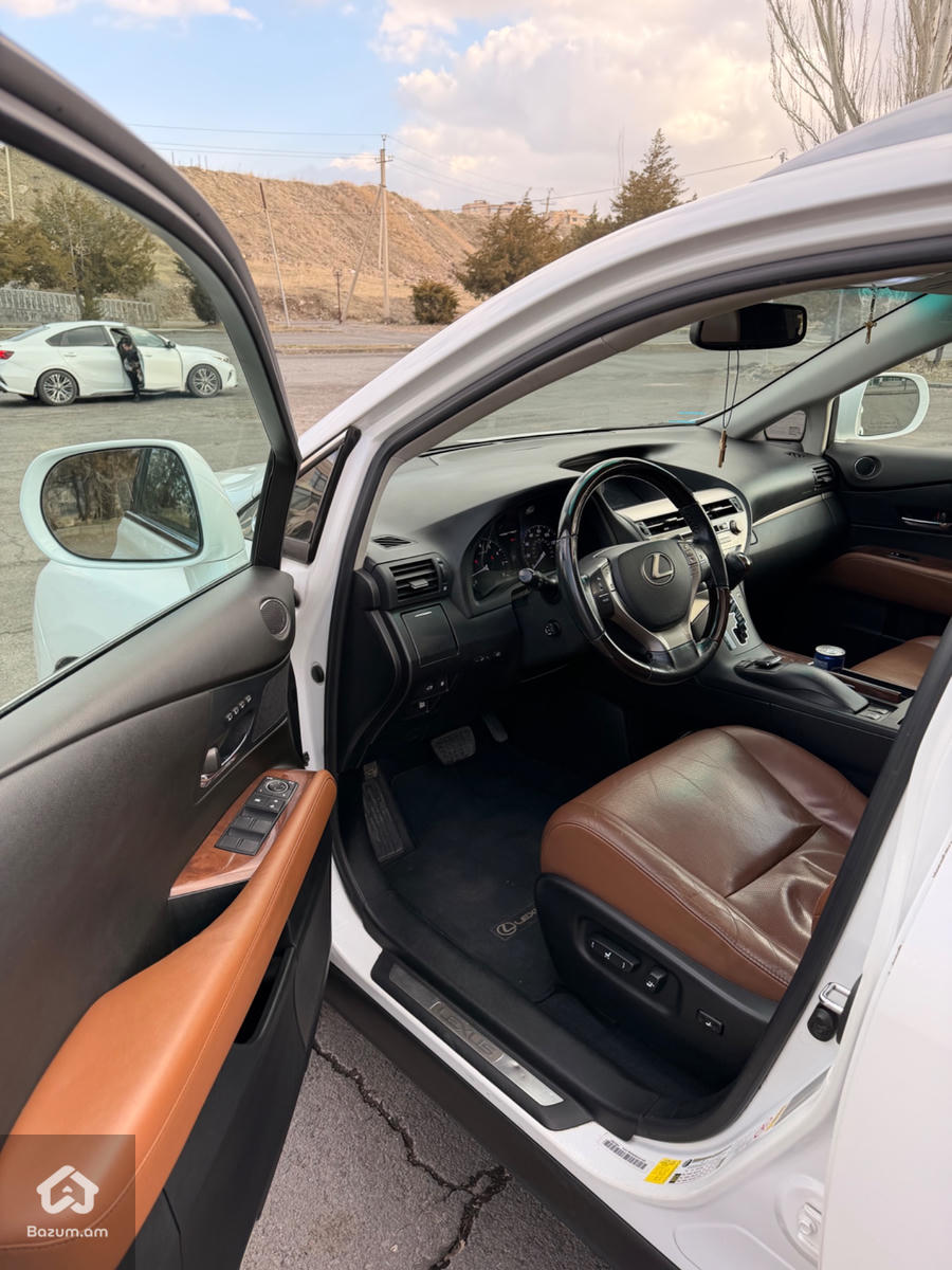 LEXUS RX350  - image 8