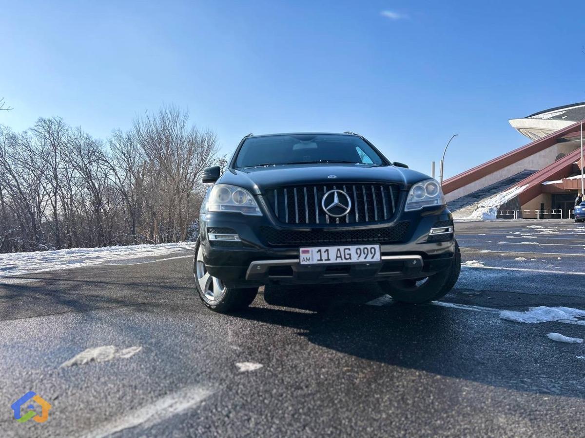 Mercedes benz  - image 20