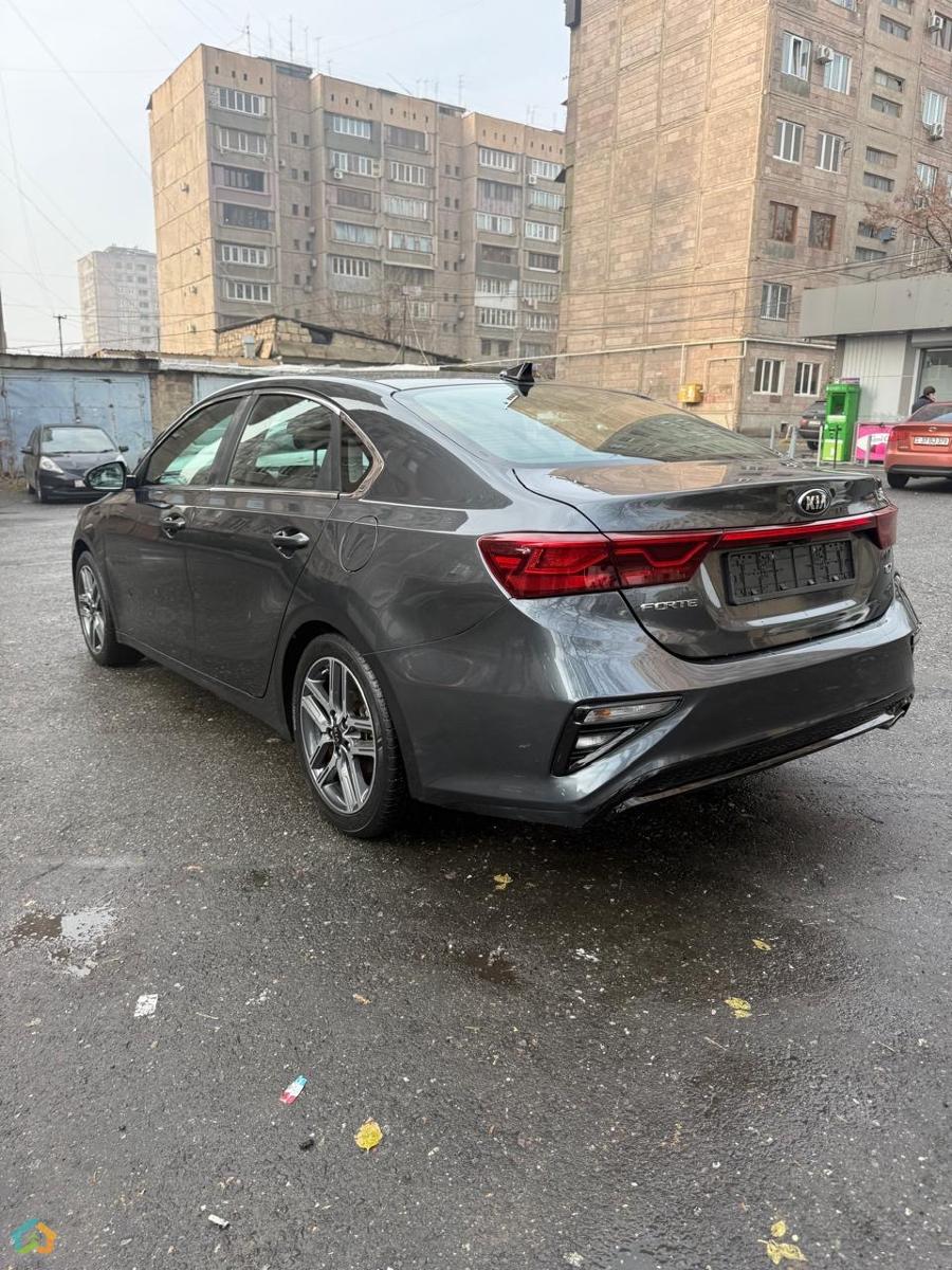 KIA FORTE EX - image 6