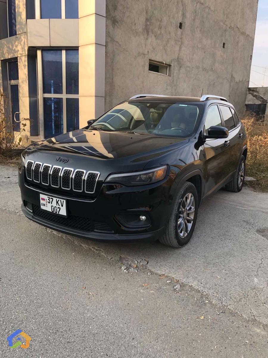 Jeep Cherokee - image 8