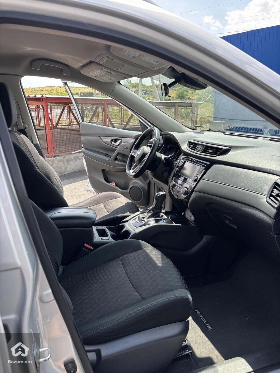 Nissan - image 9