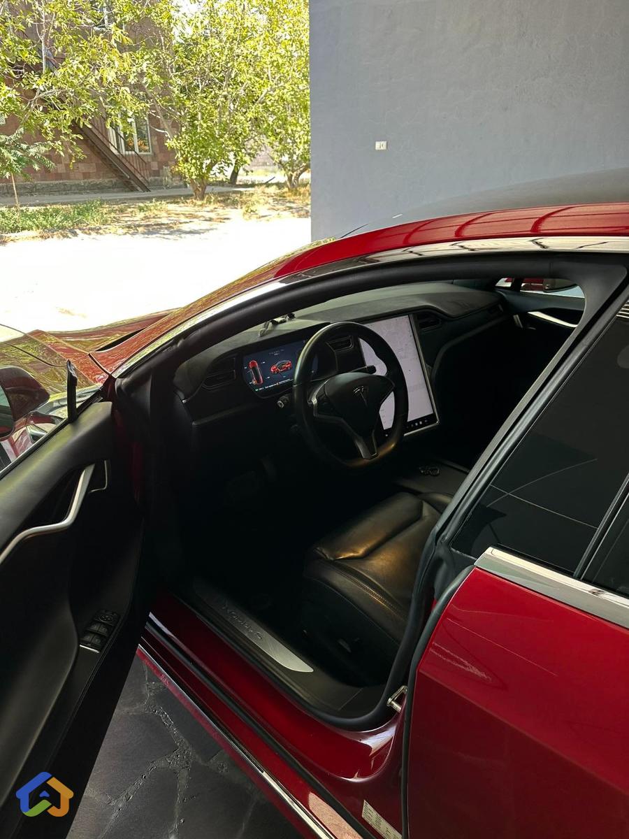 Tesla model S 75D - image 4