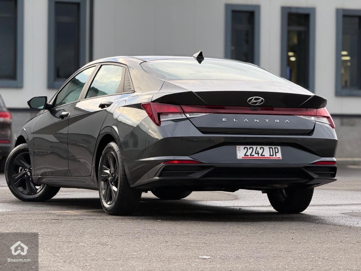 Hyundai - image 13
