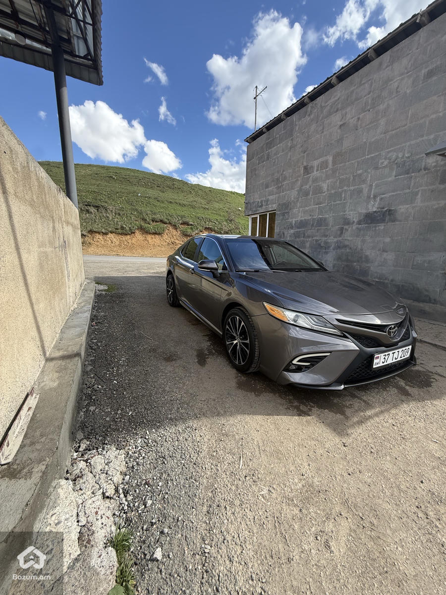 Toyota - image 4