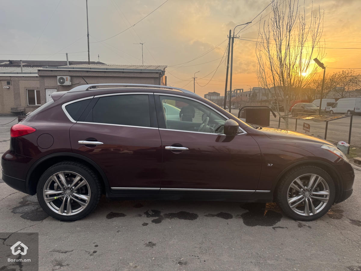 Infiniti QX50  - image 4