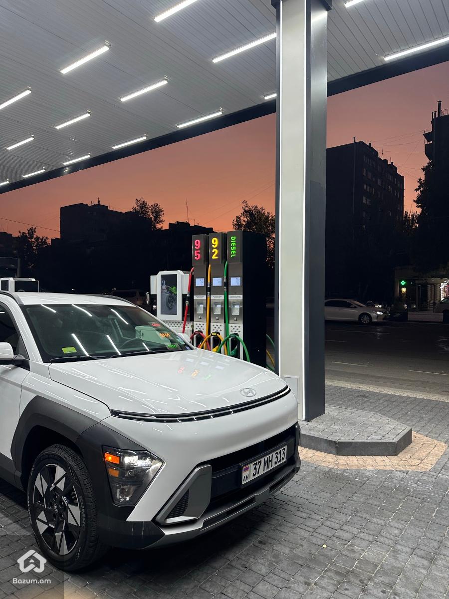 Hyundai Kona - image 4