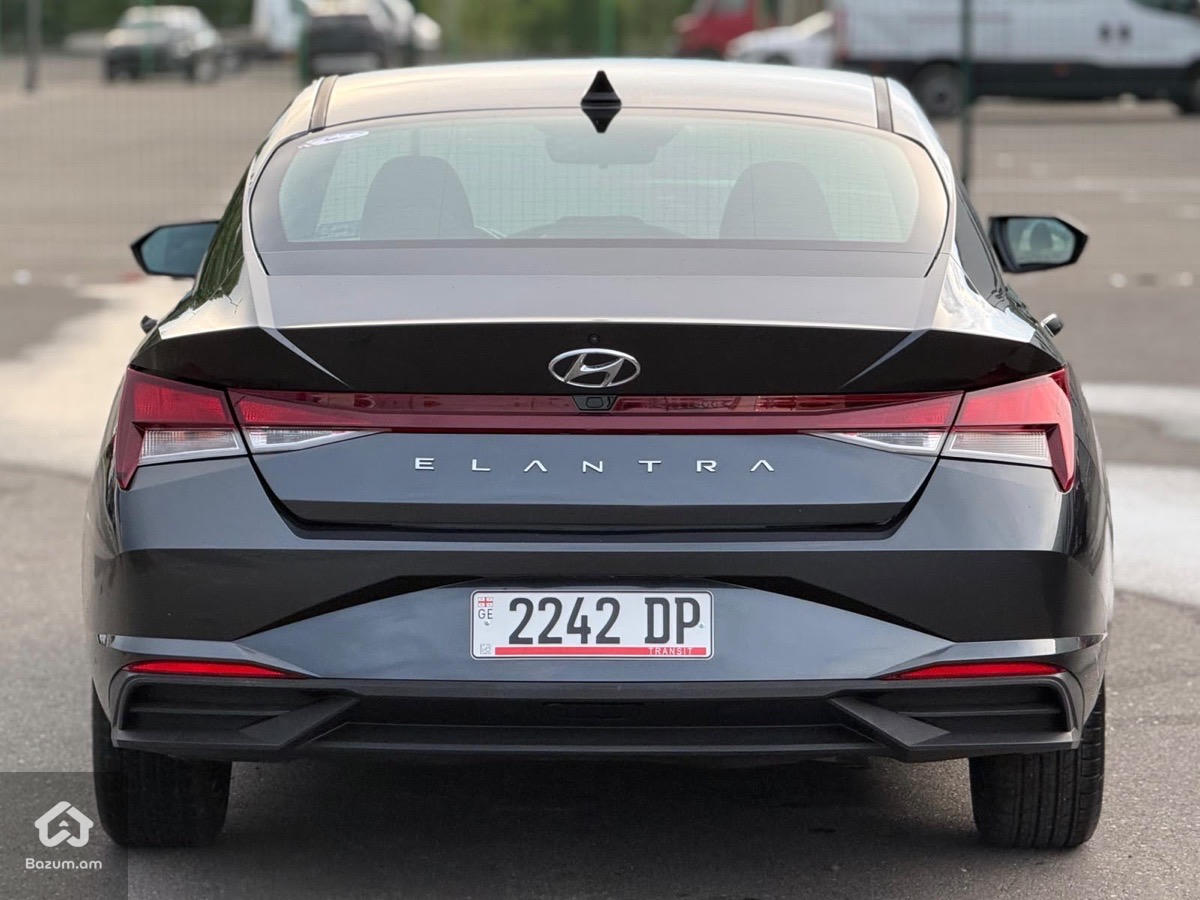 Hyundai - image 18