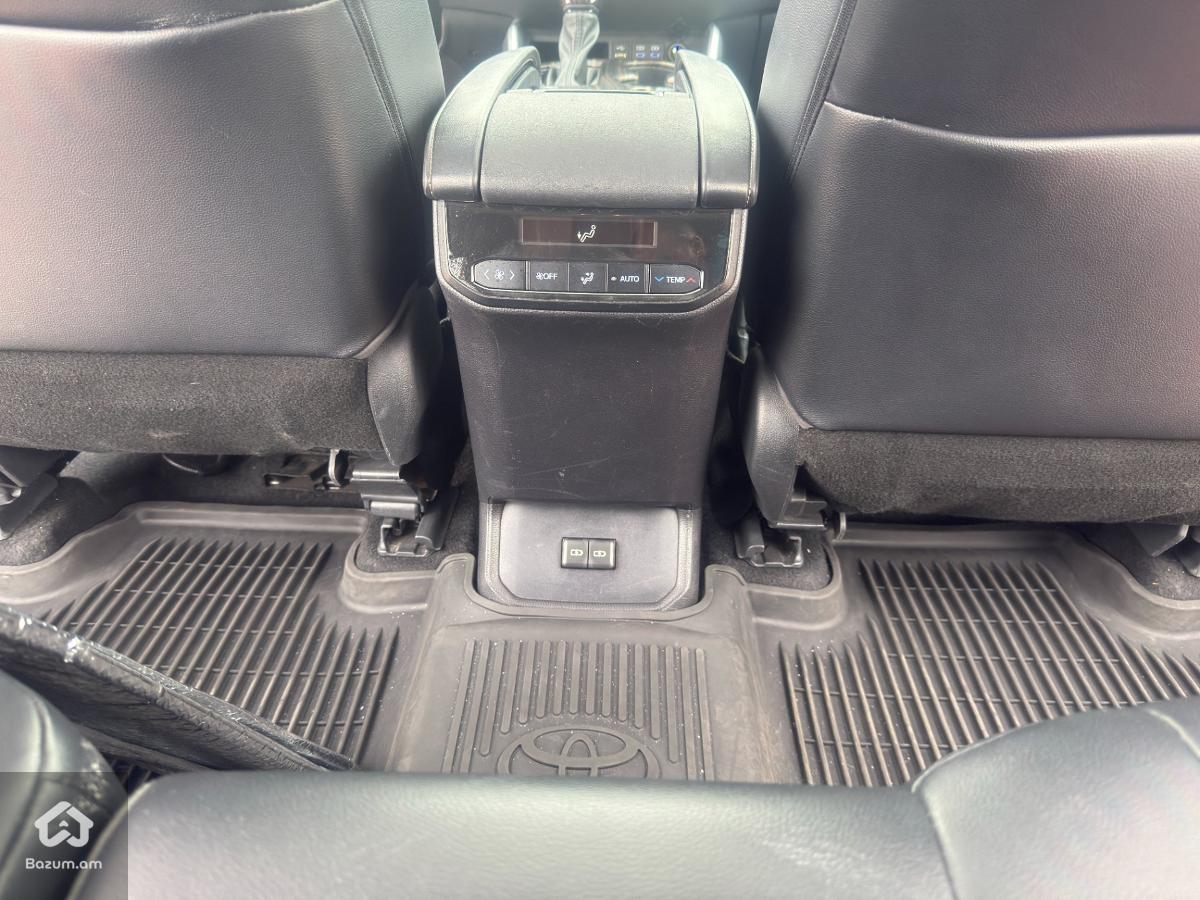 TOYOTA HIGHLANDER 2.5 HYBRID XLE 2021-2022 - image 14