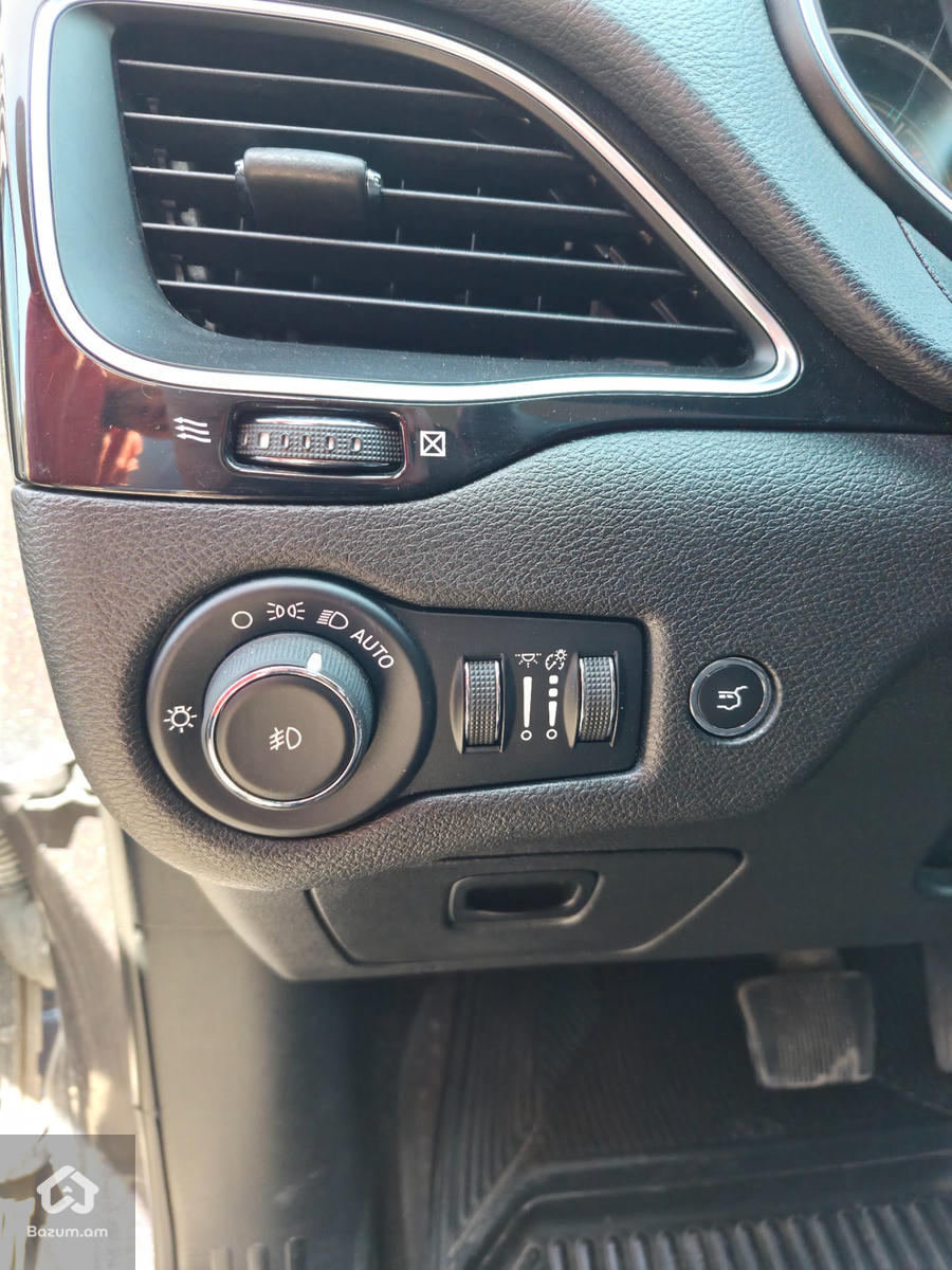 JEEP CHEROKEE 2019/2 2.4L - image 11