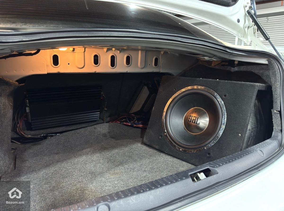 Mitsubishi Lancer - image 13