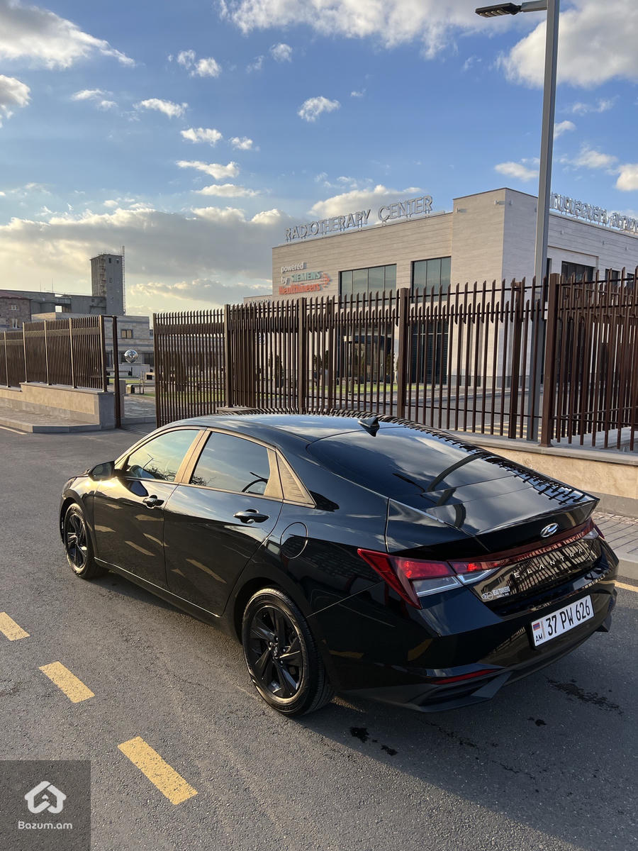 HYUNDAI ELANTRA 2021-20  - image 12