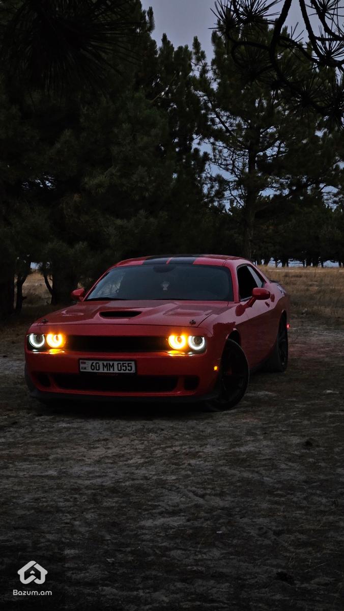Dodge Challenger  - image 6