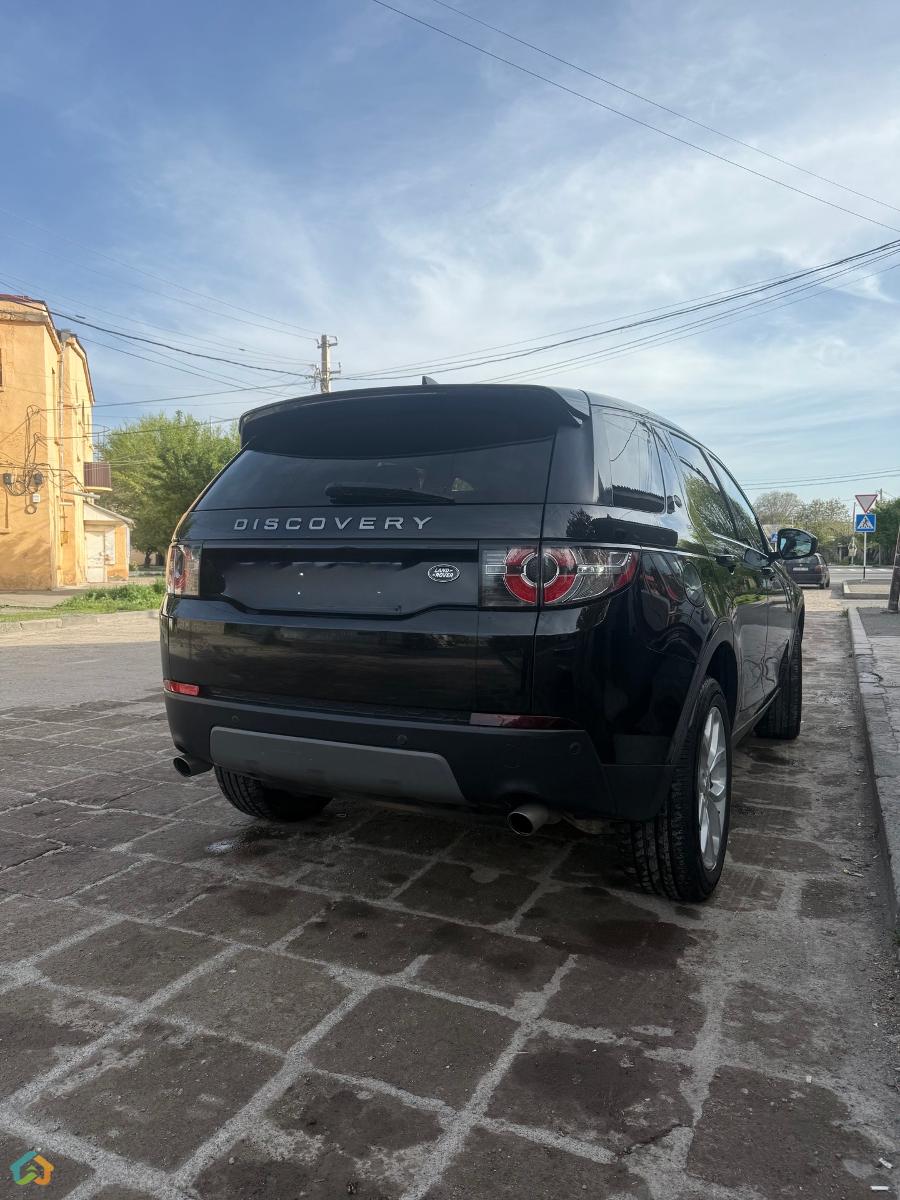 land rover discovery - image 4