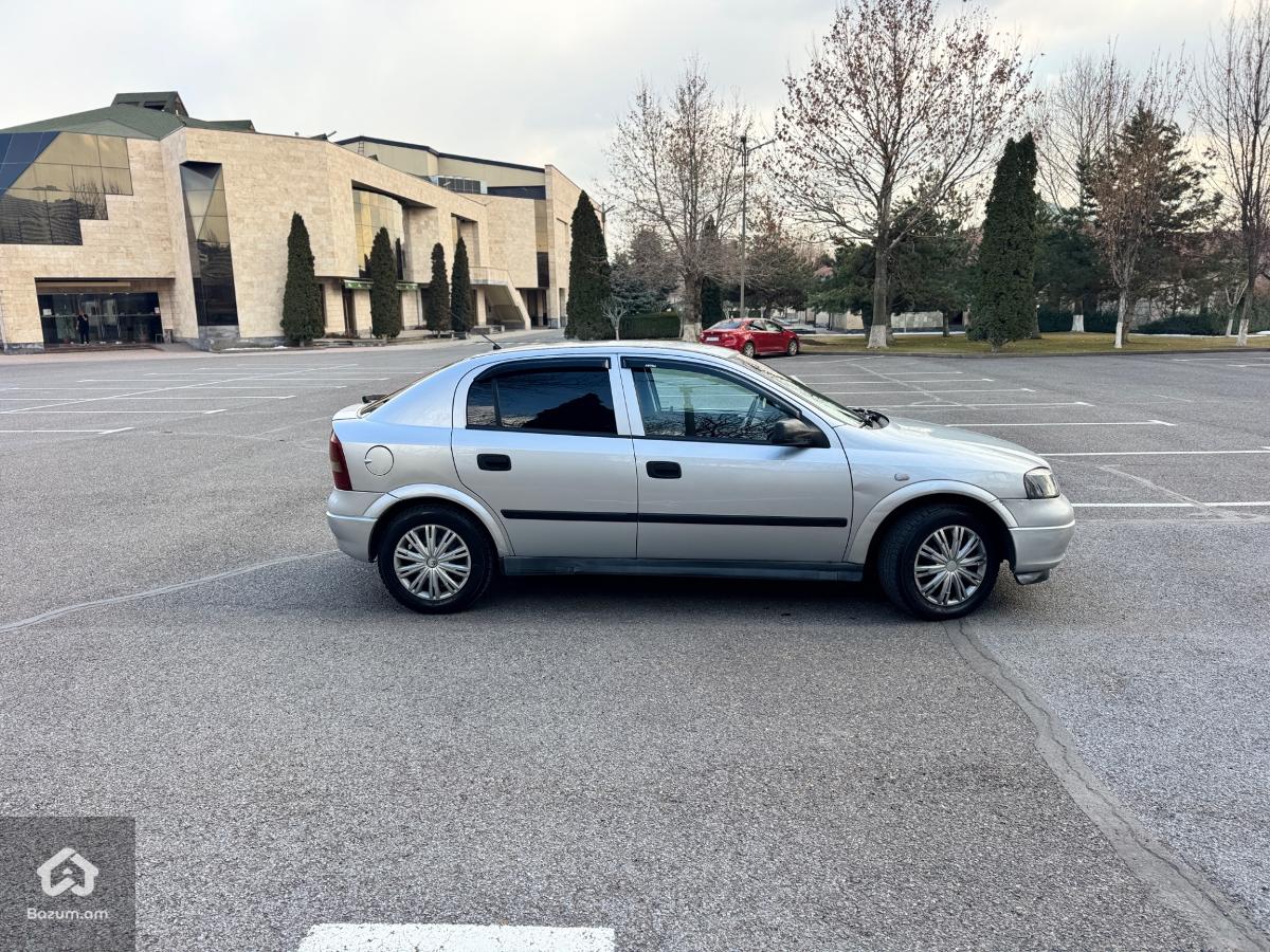 Opel Astra 1999 - image 6