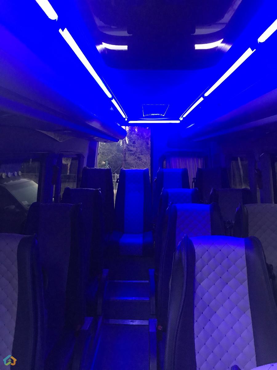 Տուրիստական մեքենաներ,մինիվեններ, սպրինտերներ, - image 6