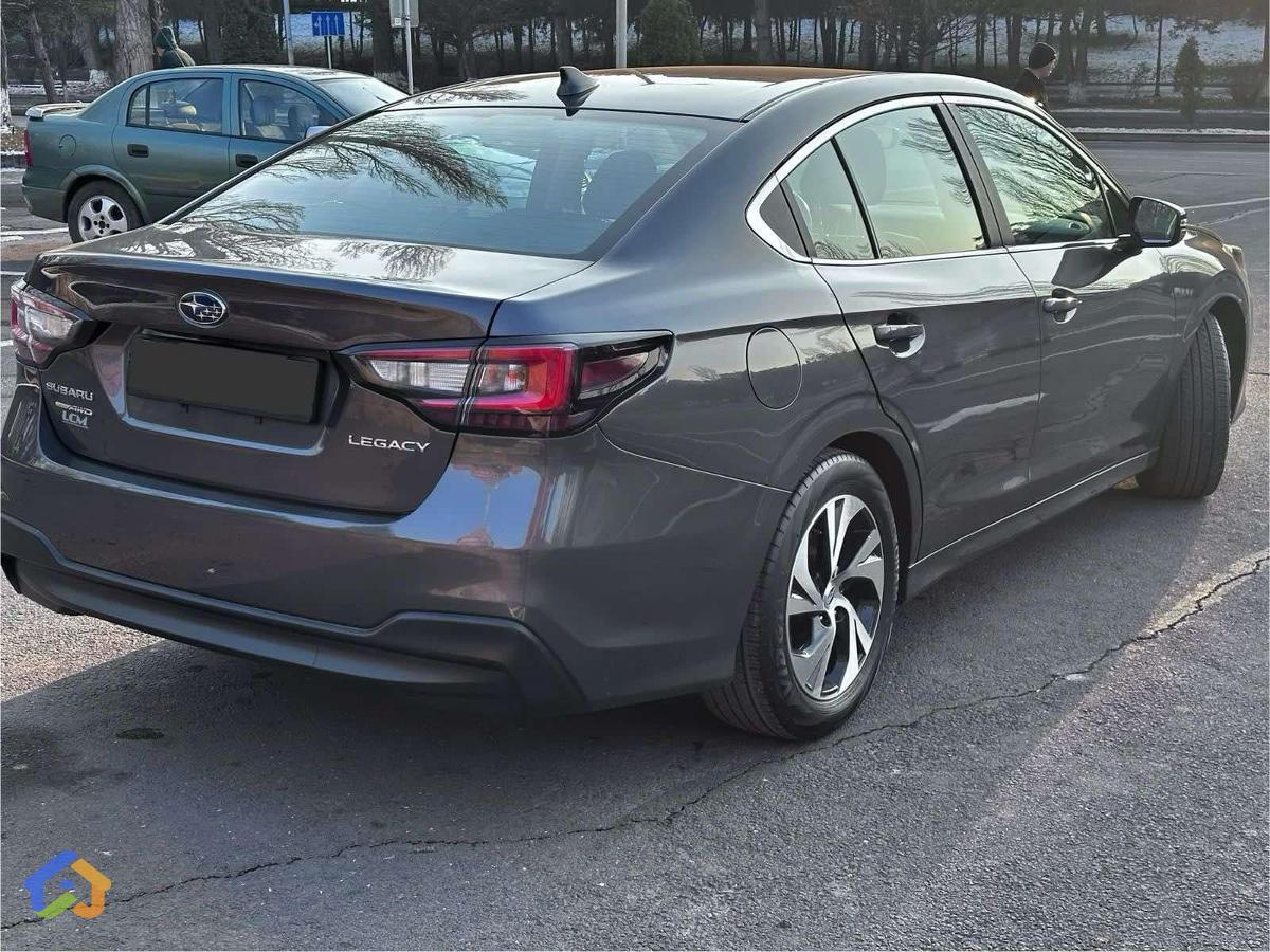Subaru Legacy - image 3
