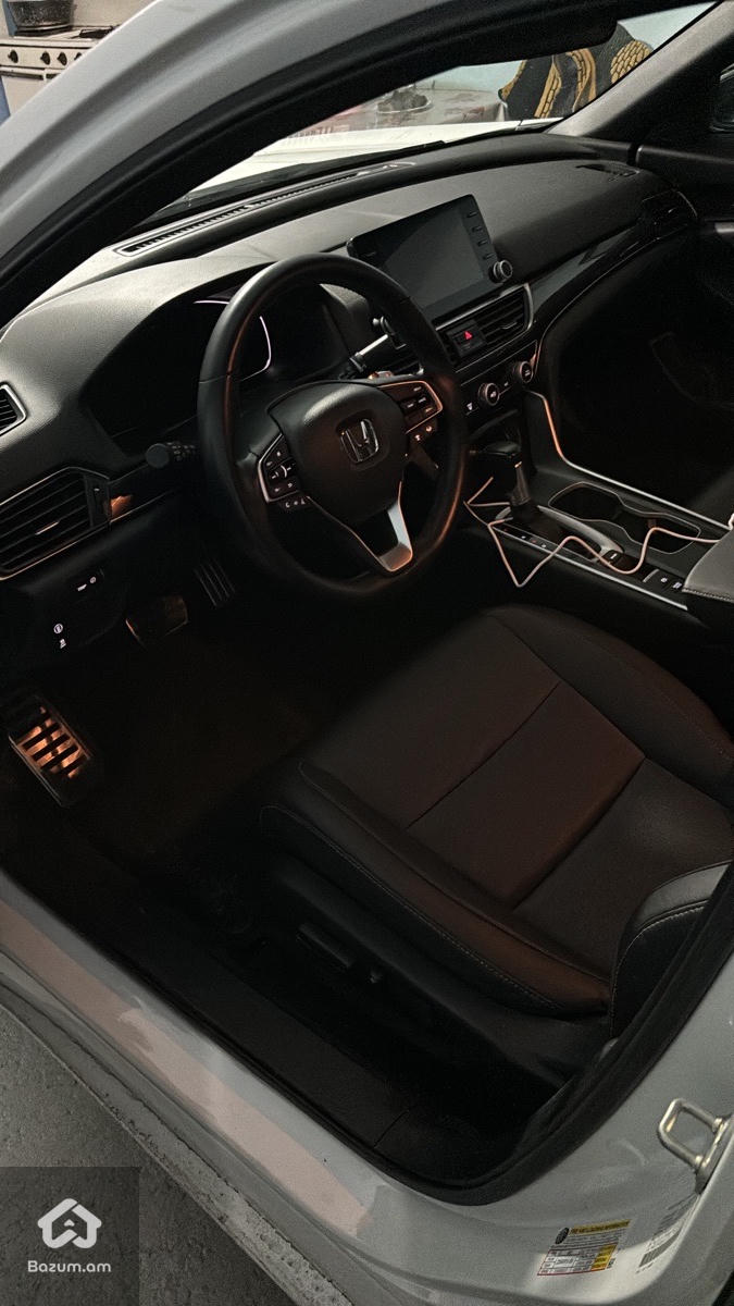 Honda - image 4