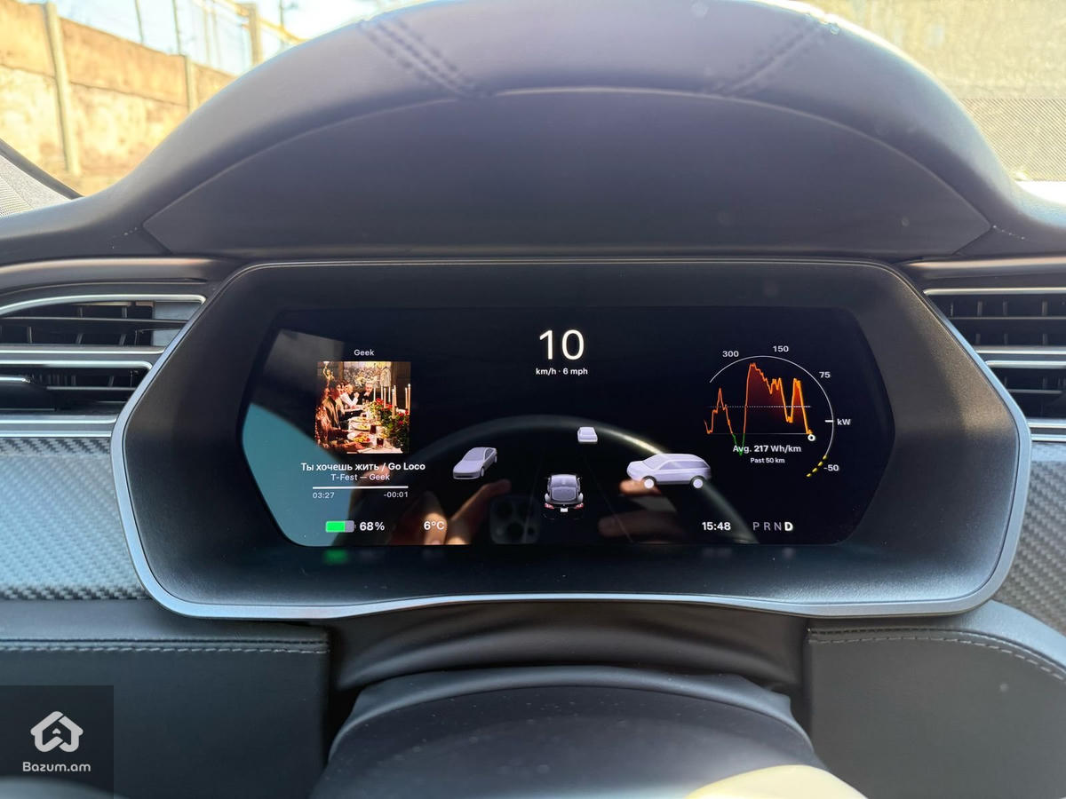 Tesla Model S Long Range Dual Motor - image 16