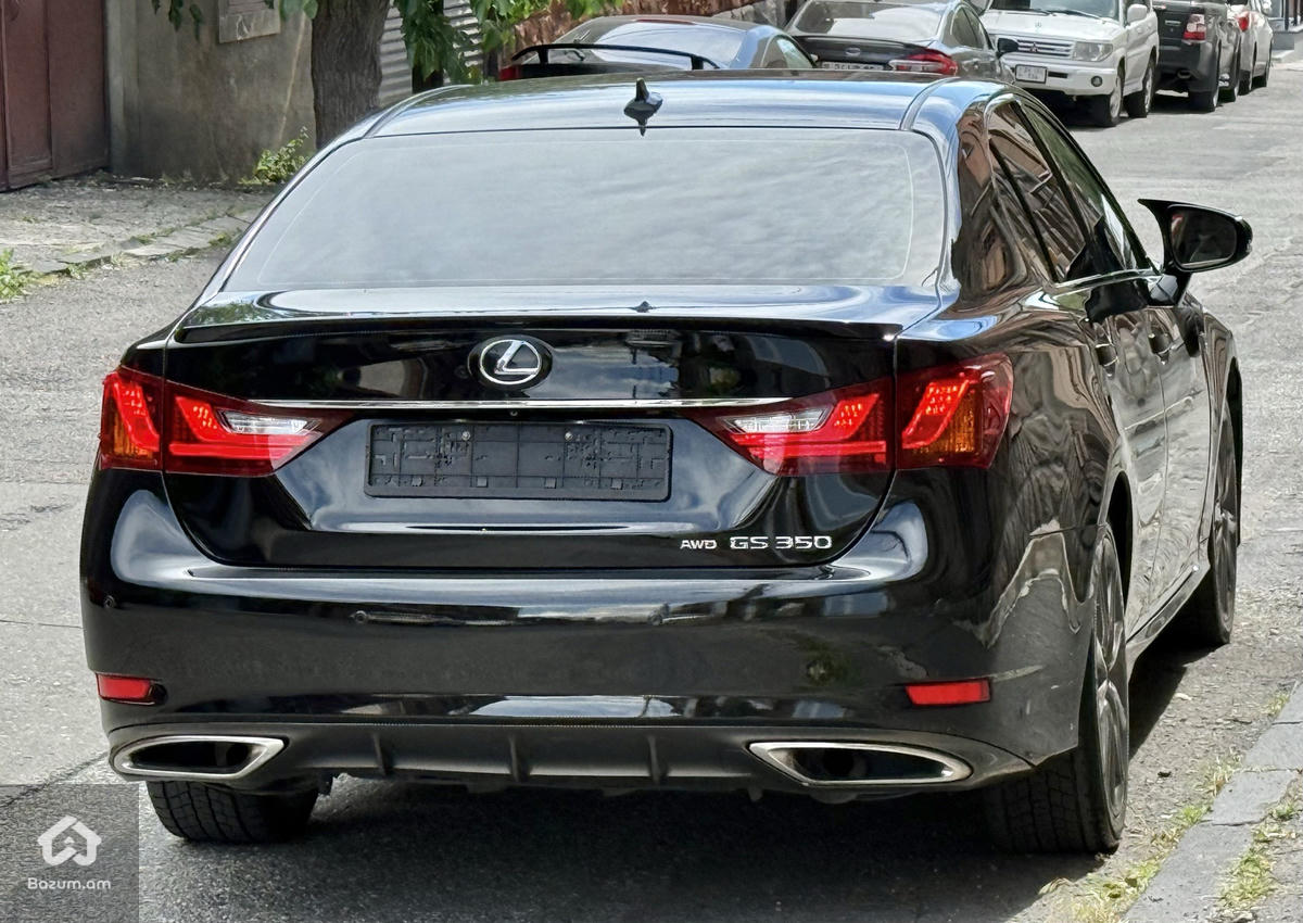 Lexus GS F sport - image 4
