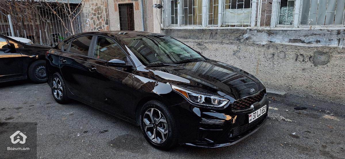 Kia Forte - image 2