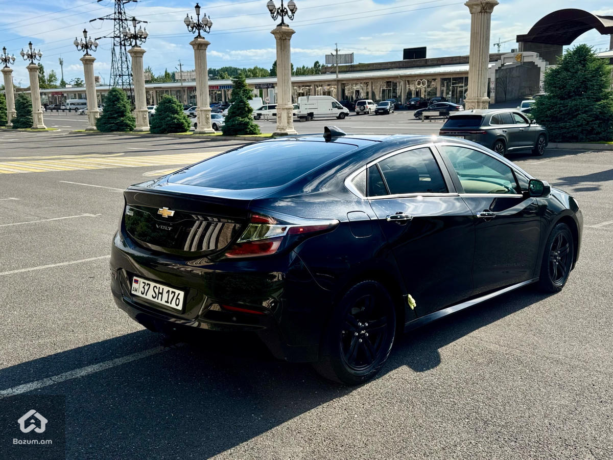 Chevrolet Volt 2 - image 5