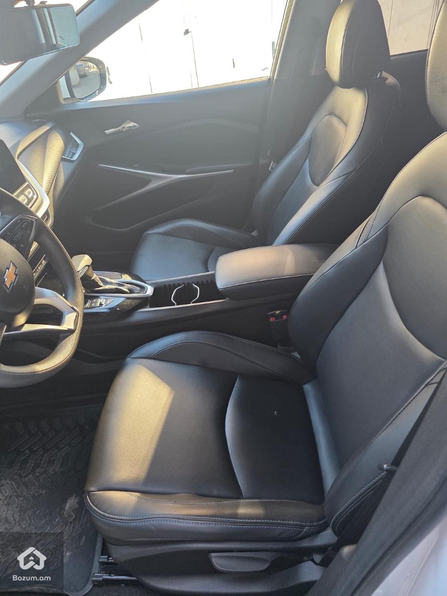 Chevrolet Menlo 2022 - image 8