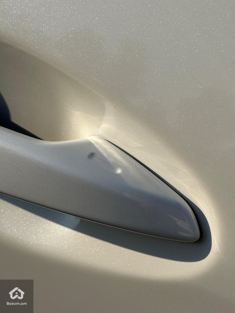 LEXUS RX350  - image 8