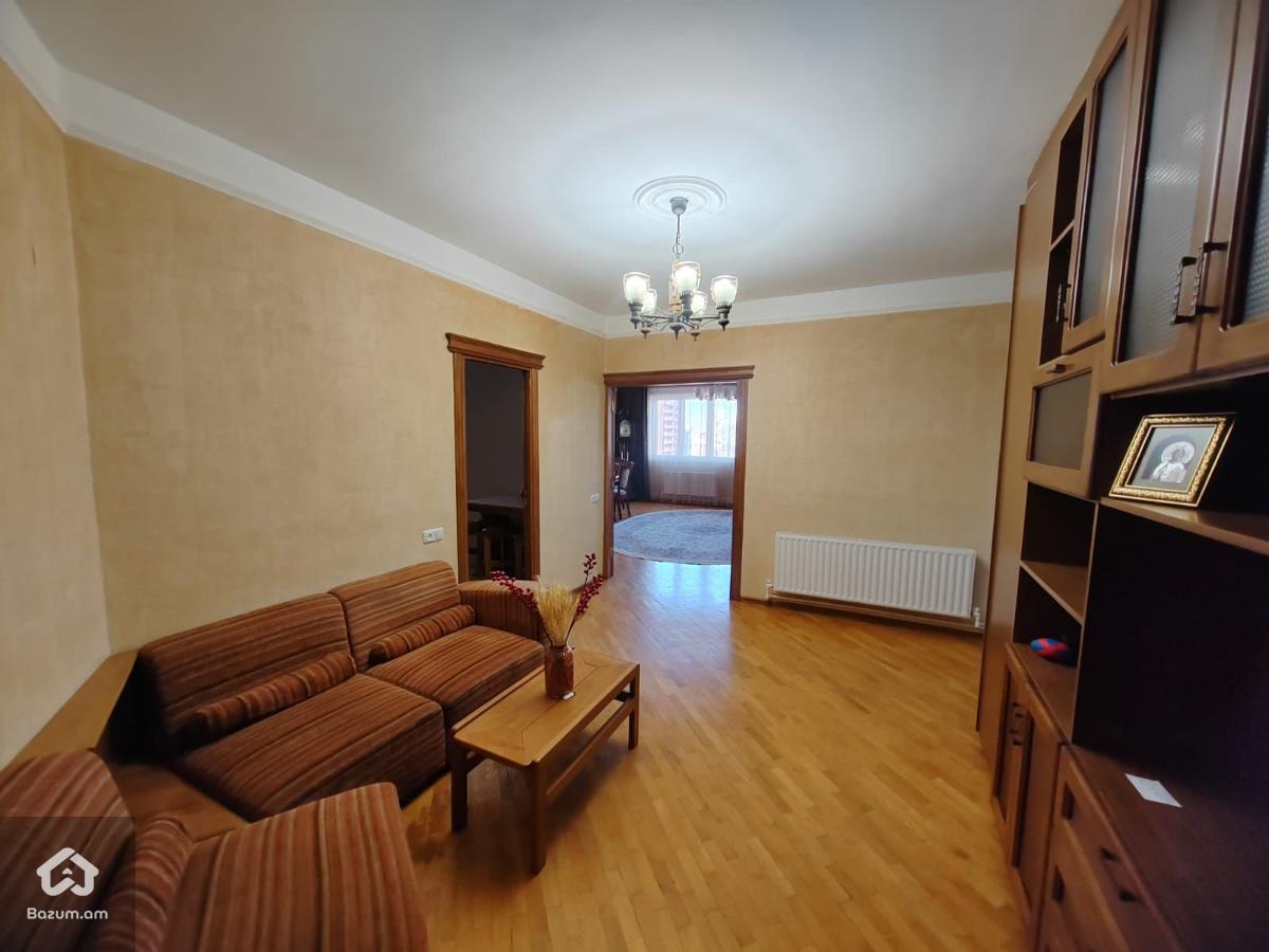 Վաճառվում է բնակարան - image 10