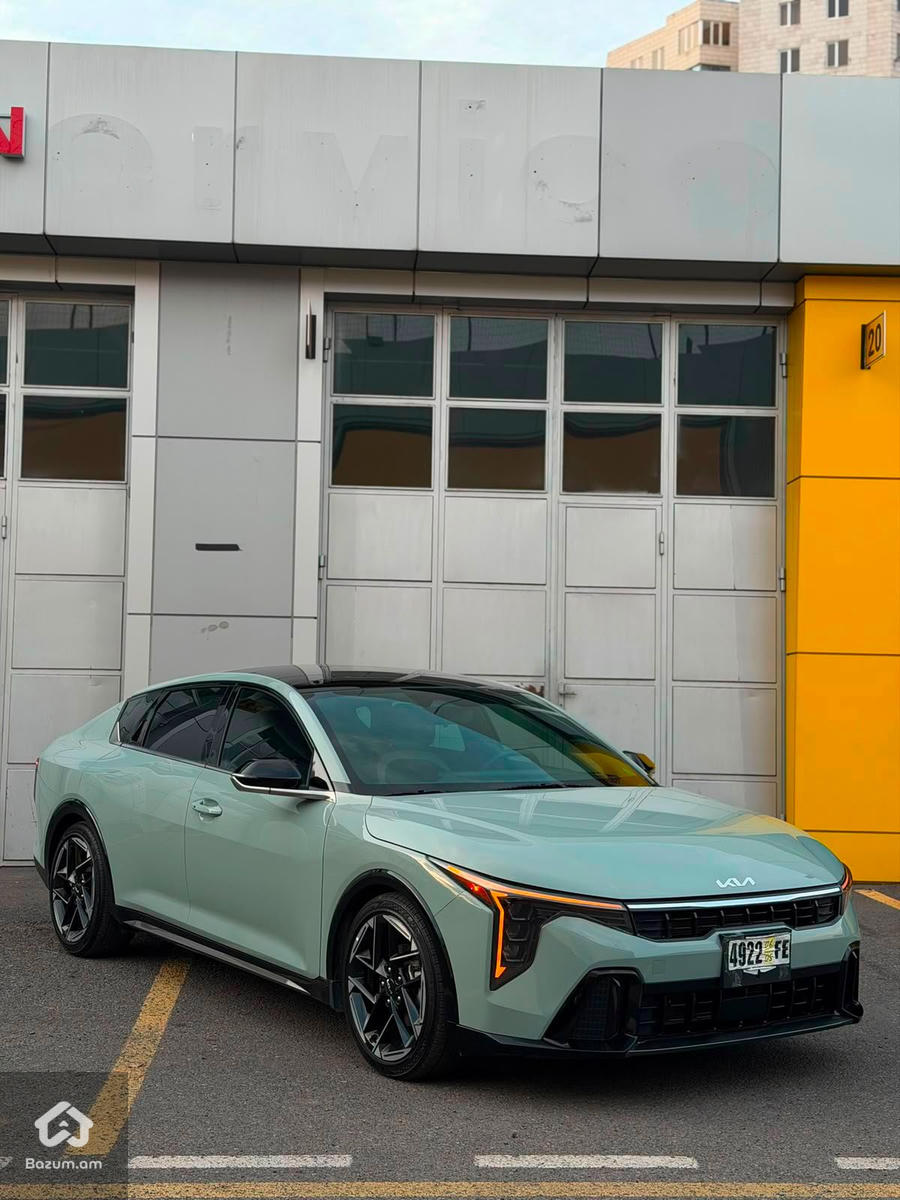 Kia K4 - image 2