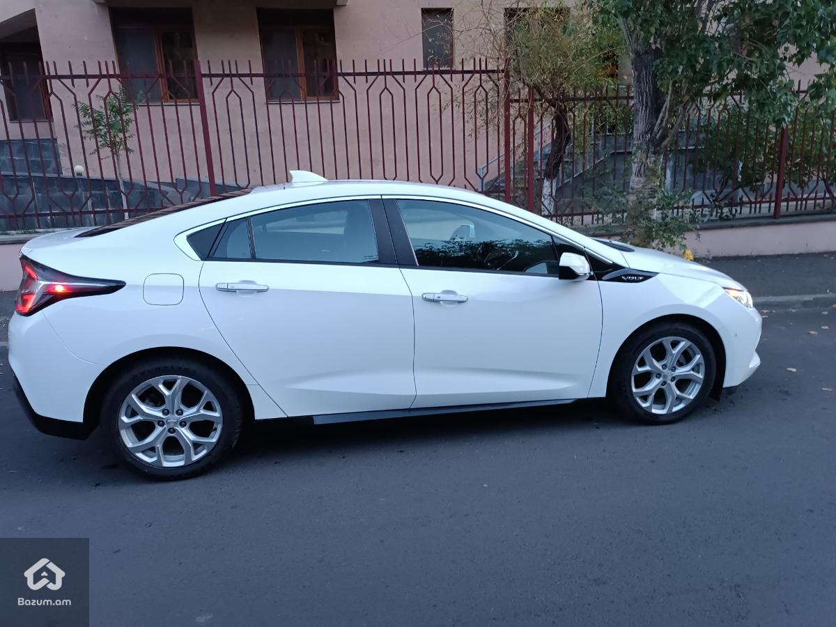 Chevrolet Volt 2 Premier .2017/2016 - image 13
