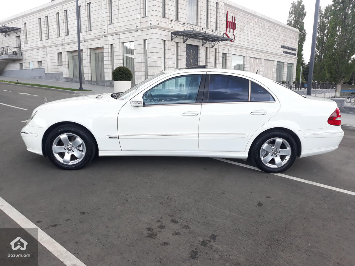 Mercedes W211 - image 8