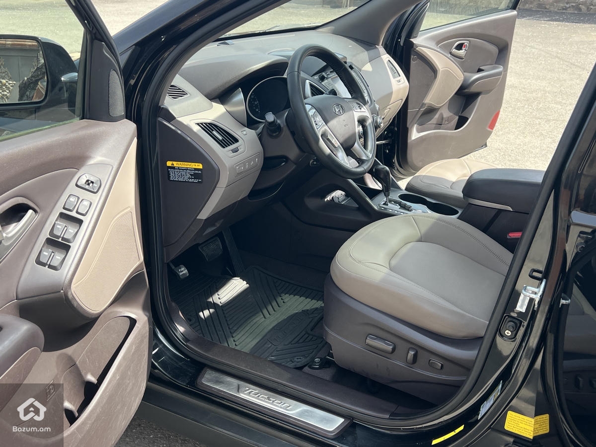 Hyundai Tucson - image 8